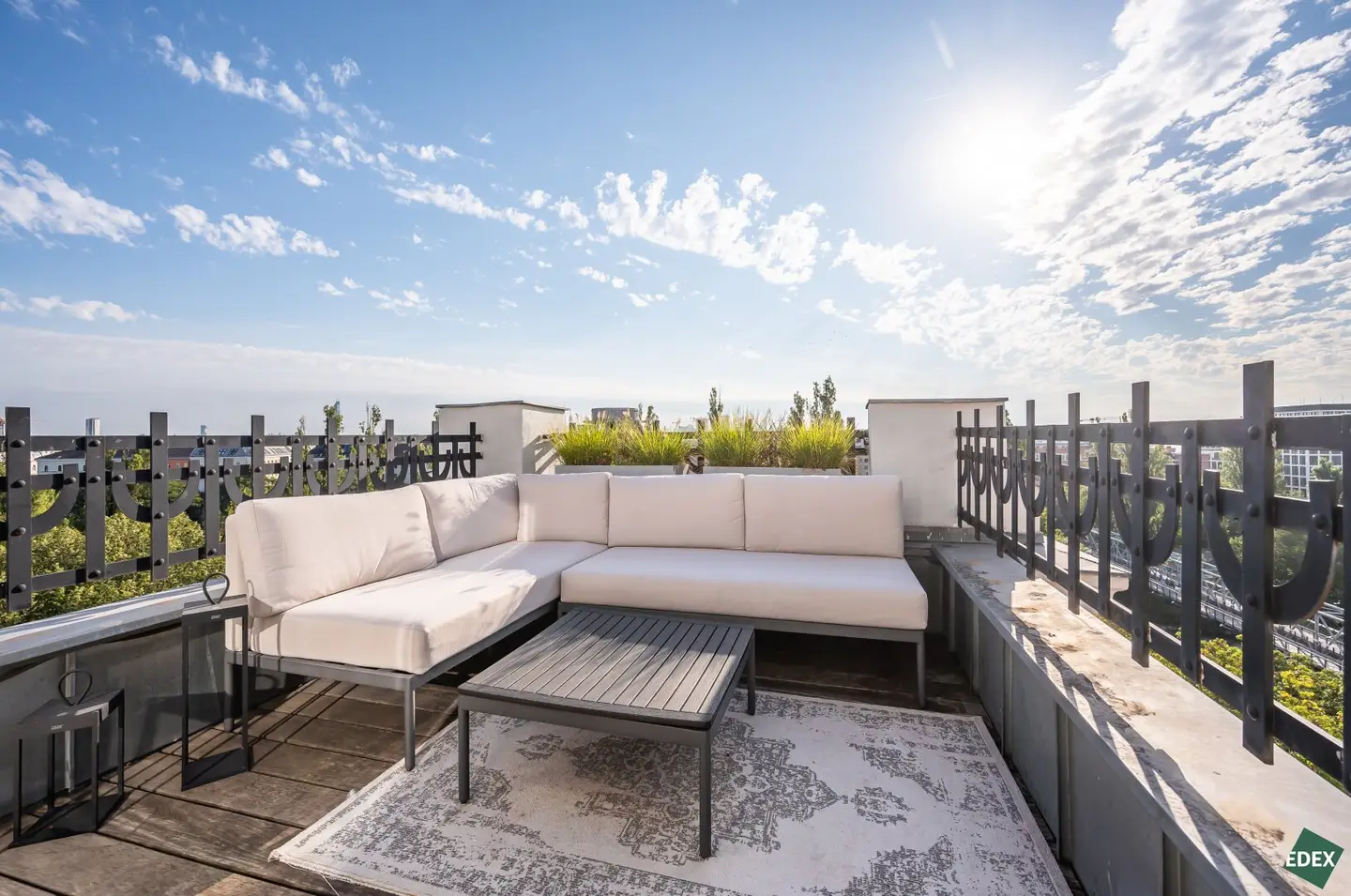 Exclusive Penthouse Maisonette in the Servitenviertel