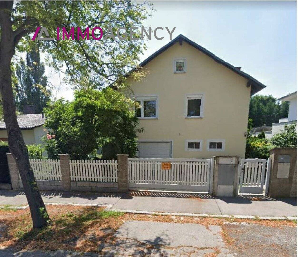 Plot with approved building plans for a luxury villa