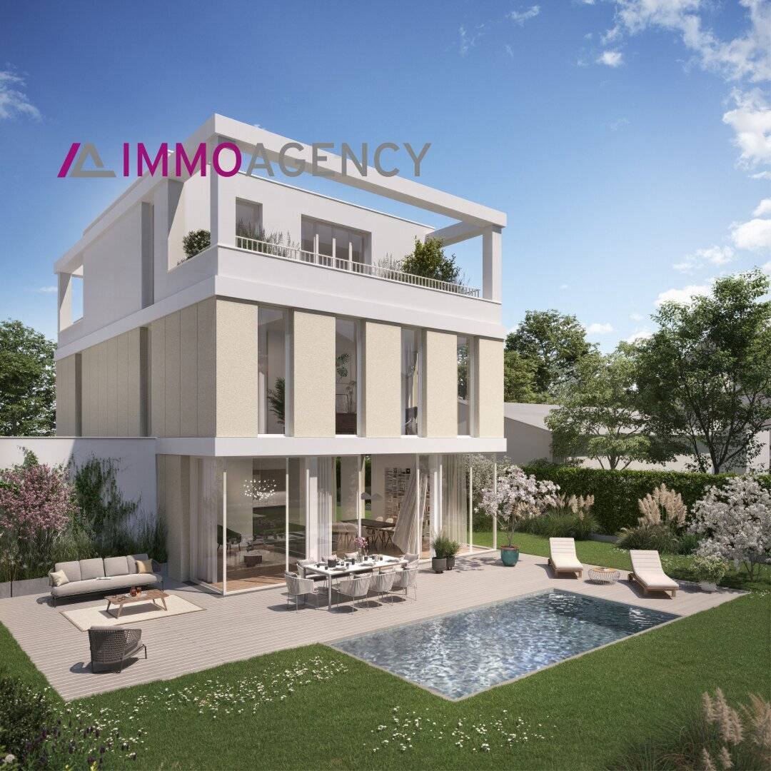 Plot with approved building plans for a luxury villa