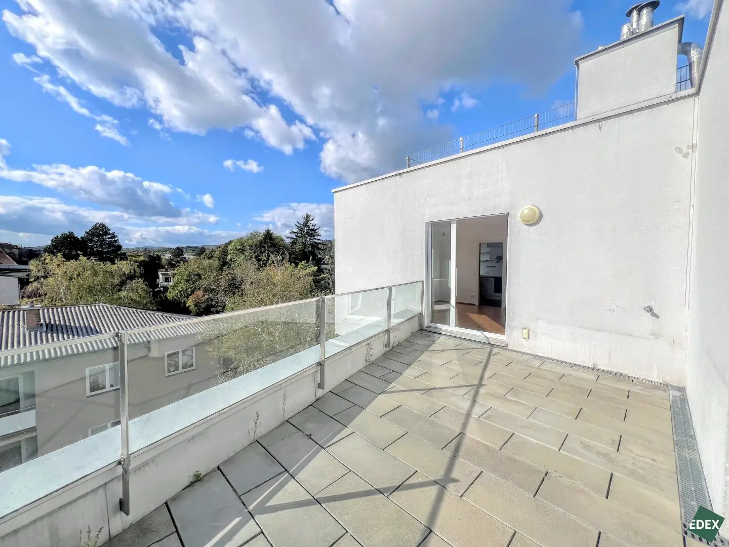 Quiet living in Döbling – 3 rooms, spacious terraces & air conditioning