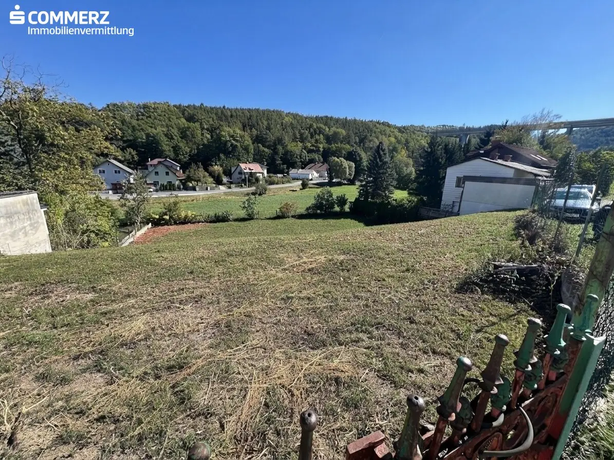 Großer Baugrund mit Berg- &amp; Grünblick