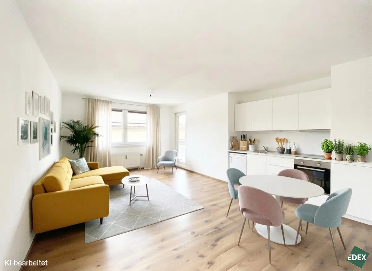 Spacious 2-room apartment with loggia and perfect U6 connection – 3 rooms possible