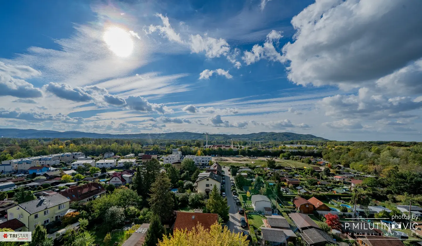 IHR neues Zuhause in 2100 Korneuburg – Nähe Bahnhof ++ 4-Zimmer-Mietwohnung mit Loggia (ca. 98 m² Nutzfläche) ++ Miete EUR 1.290,- inkl. Heizung ++ Sonniges Zuhause ++ Ruhige Loggiawohnung mit Fernblick