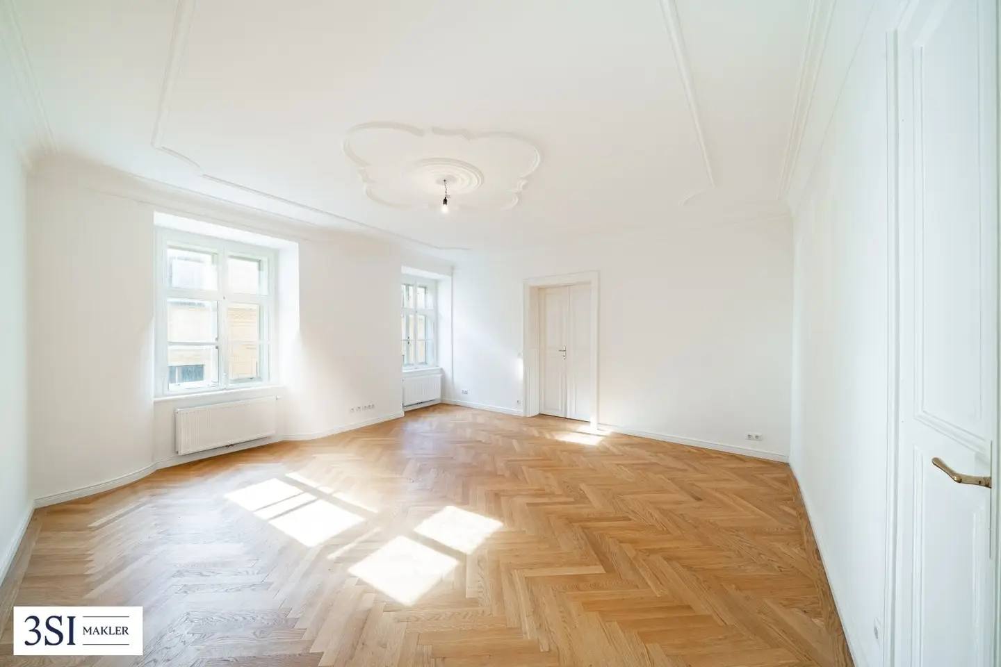 Altbaucharme trifft modernen Wohnkomfort – Stilvolles Wohnen im Herzen der Wiener Innenstadt