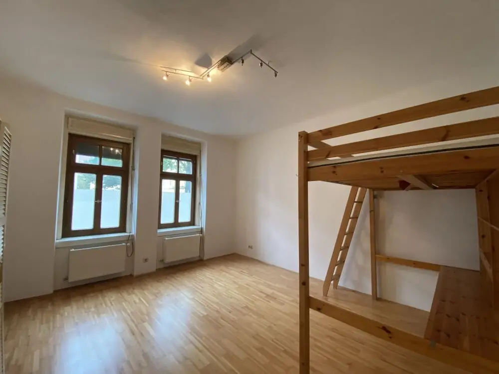 PROVISIONSFREI - Gemütliche 1-Zimmer-Altbauwohnung gegenüber der TU Graz