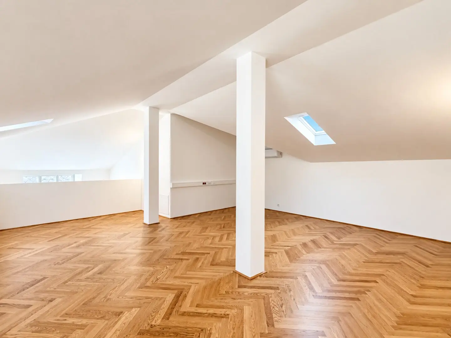 Loft-Bürobereich 3