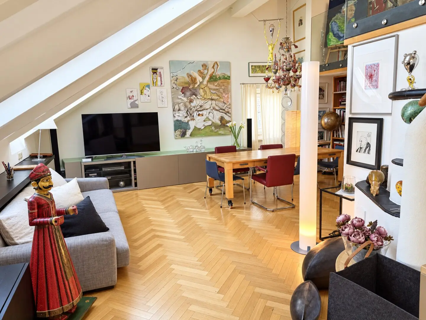 A vintage gem in the middle of Linz - with rooftop terrace, underground parking space and private wine cellar