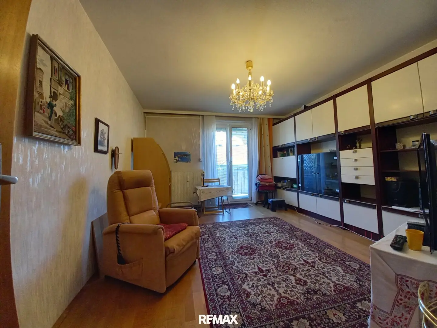 Charming quiet 3-room apartment, centrally accessible, with balcony - suitable for flatshare