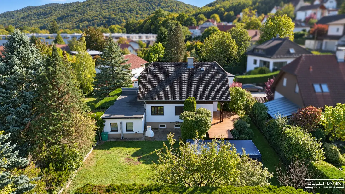 PURKERSDORF | Platz für Familie und Hobbys – gepflegtes Einfamilienhaus mit privatem Garten | ZELLMANN IMMOBILIEN