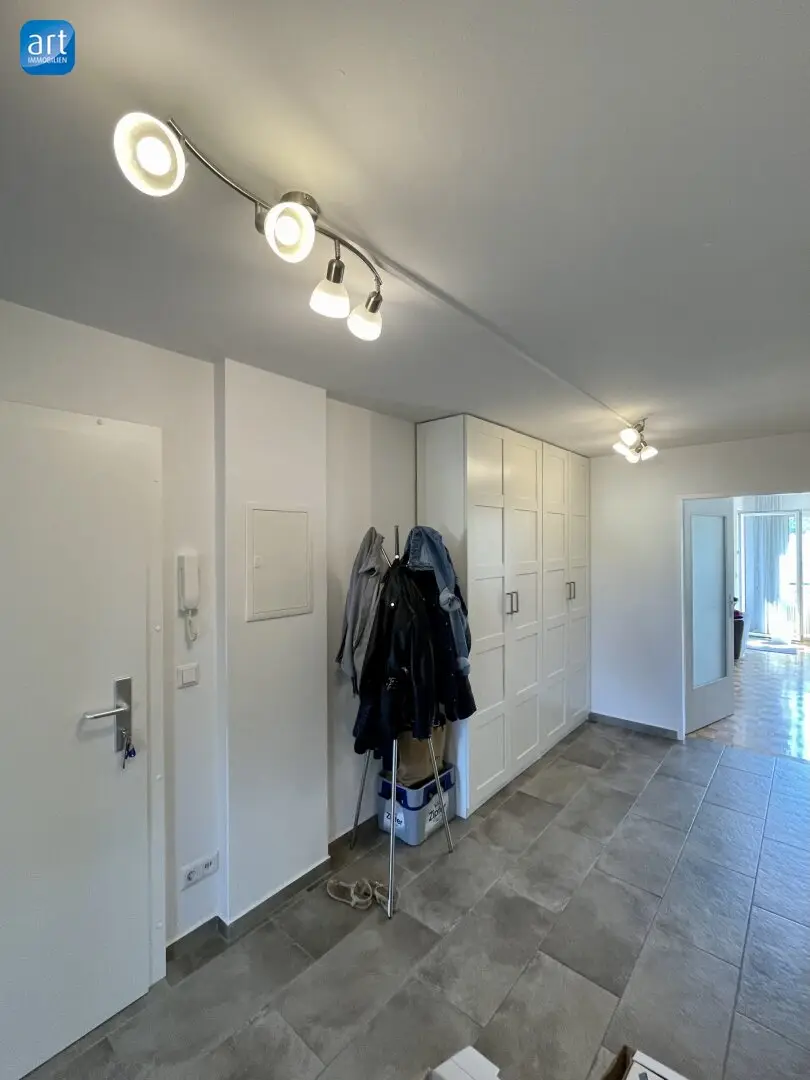 Ruhige und modernisierte 3-Zimmer Wohnung