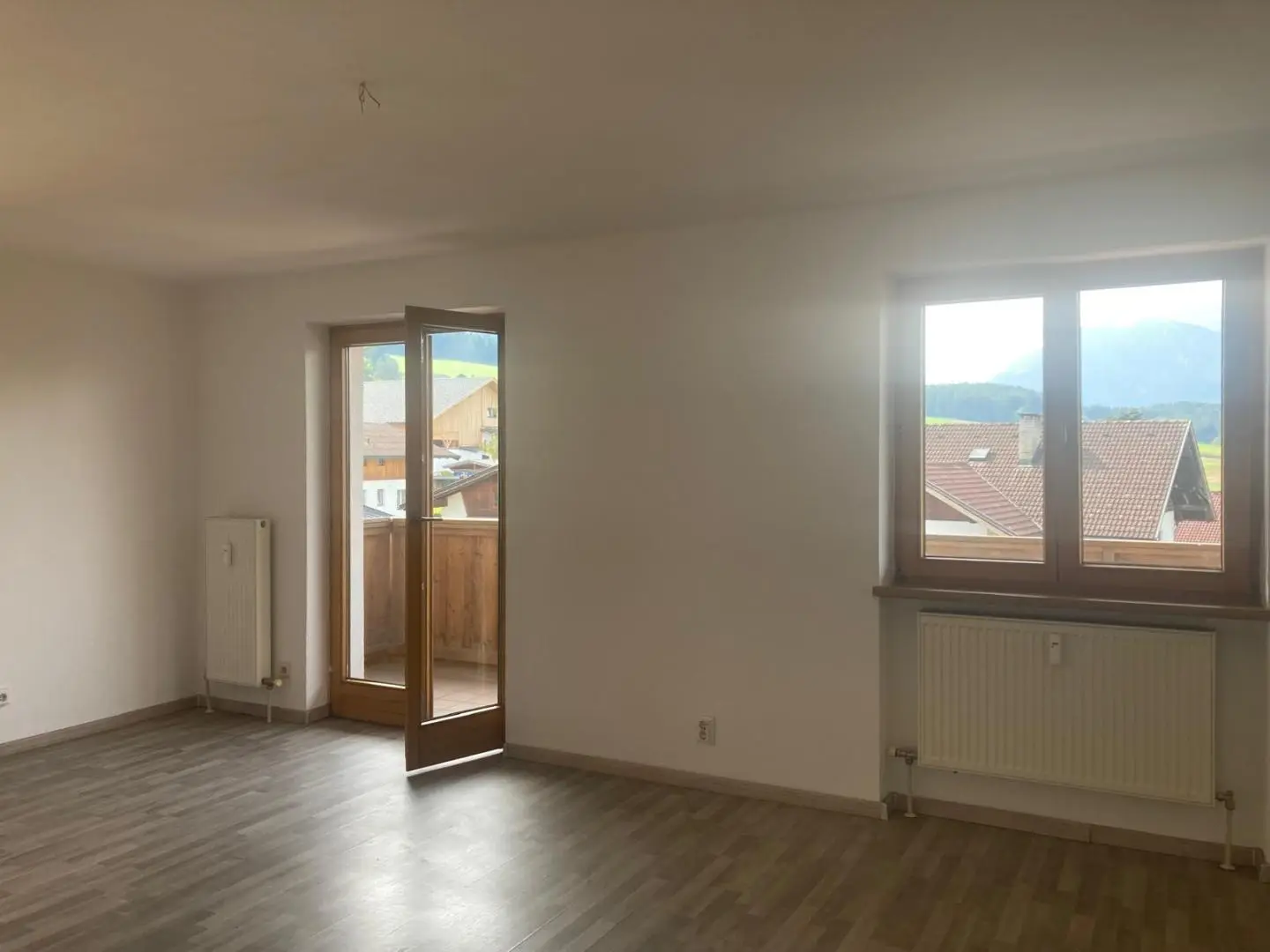 Wohnraum mit Balkon