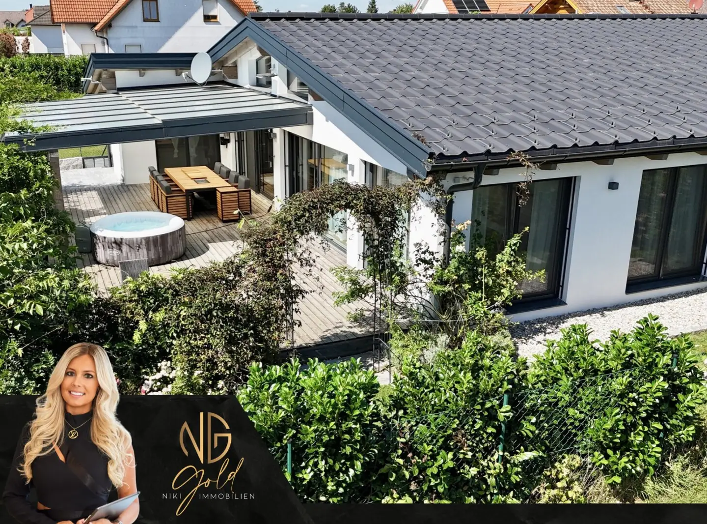 Holz. Design. Luxus. Moderner Massivholz-Bungalow mit Gartenparadies &amp; Outdoor-Wellness und High-End-Technik nahe Stockerau