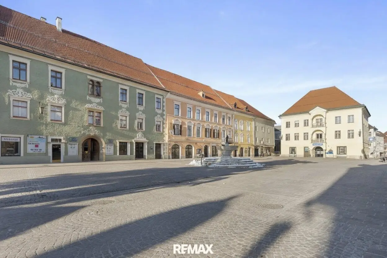 Zinshaus am Hauptplatz von St. Veit: Top-Rendite in Bestlage