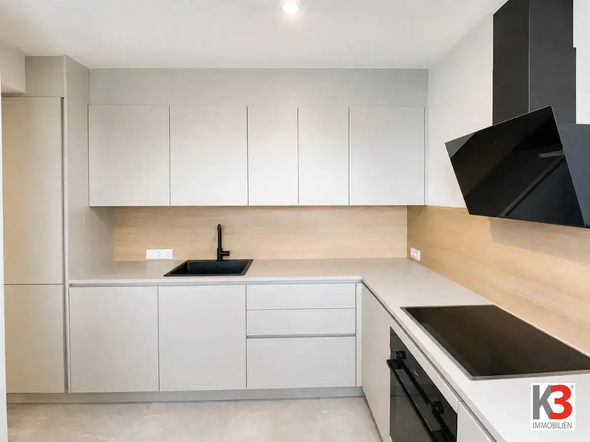 K3 - Neumarkt - Sanierte Dreizimmerwohnung mit Tiefgaragenplatz zu kaufen!!!
