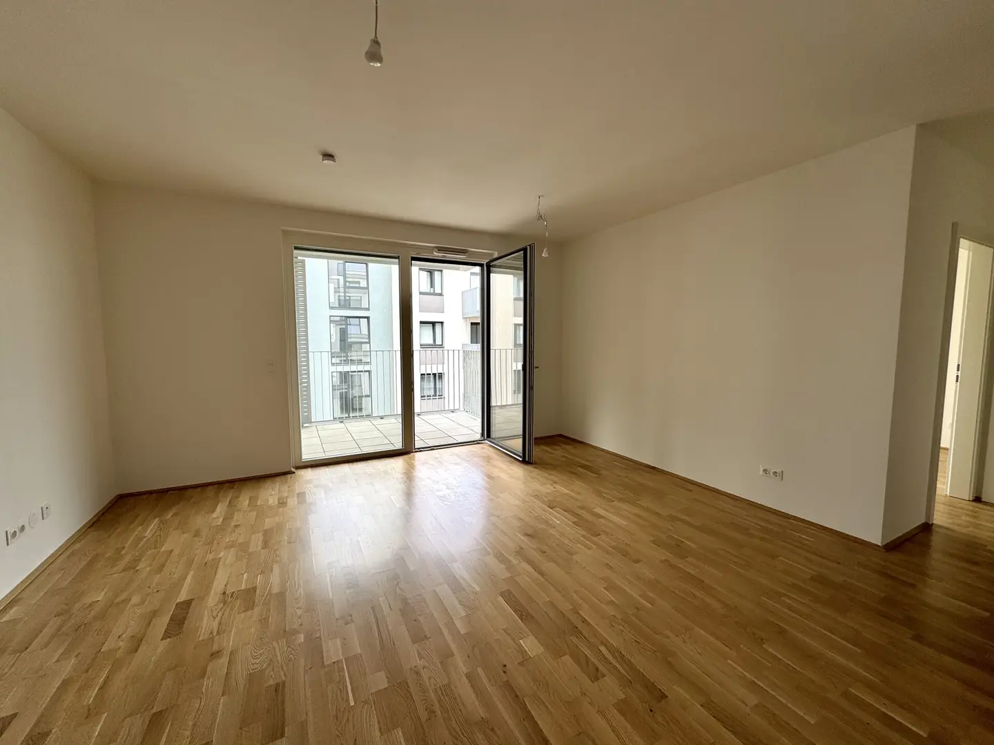 Neubauwohnung Erstbezug mit Balkon im ruhigen Quartier