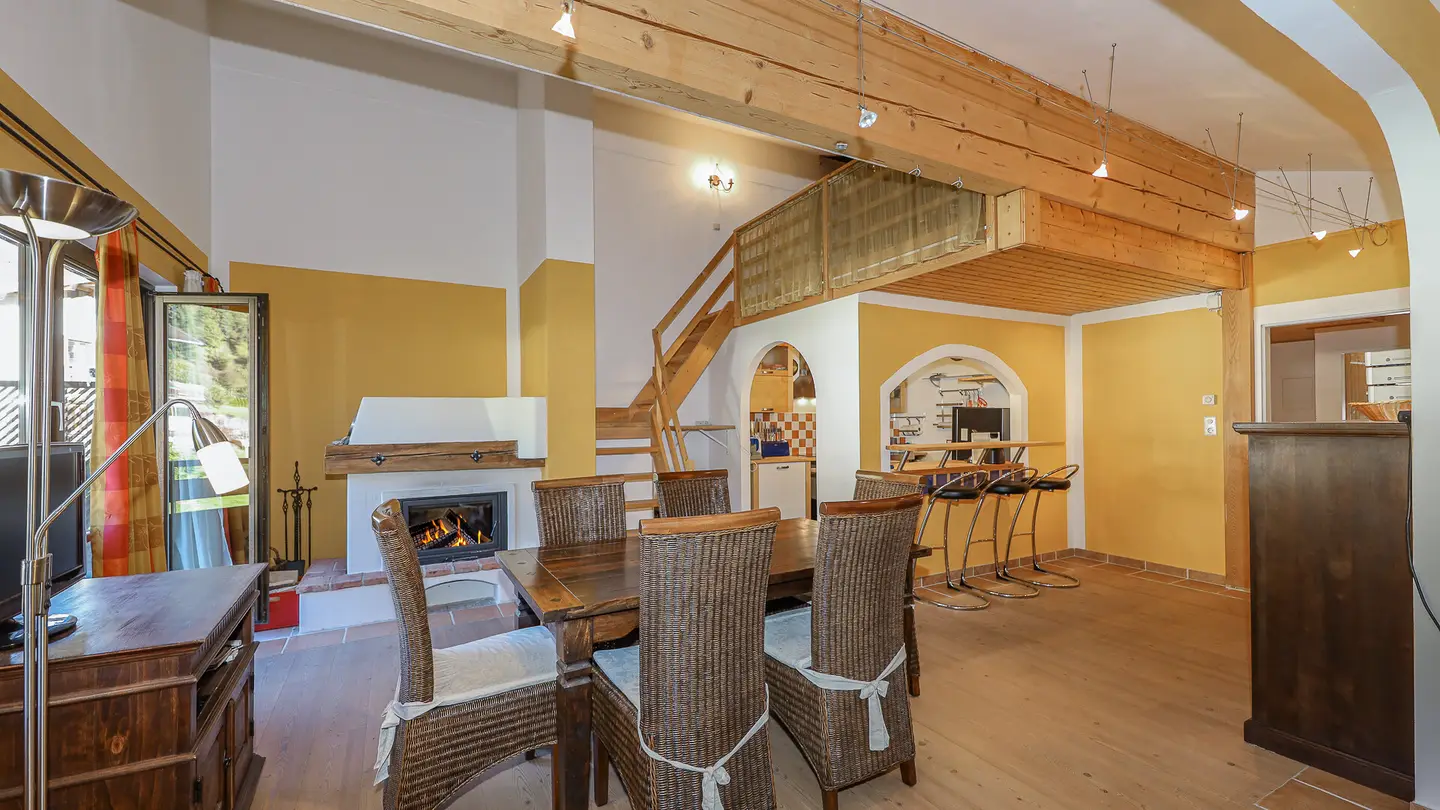 KITZIMMO-Dachgeschosswohnung mit schönem Ausblick kaufen - Immobilien Jochberg.