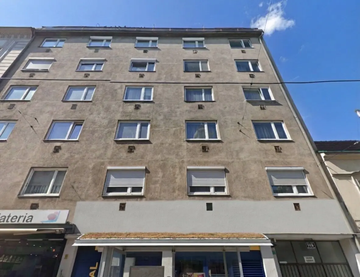 Sunny city or starter apartment