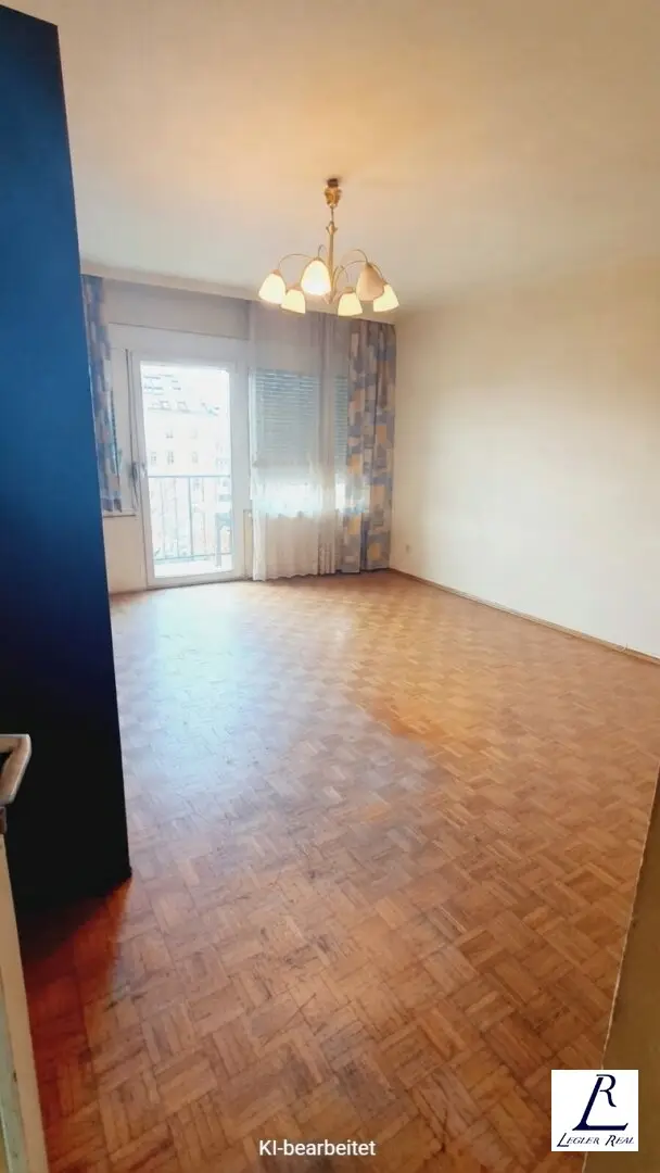 Wohnzimmer mit Loggia_(20,70m² + 5,04m²)_KI_generierer