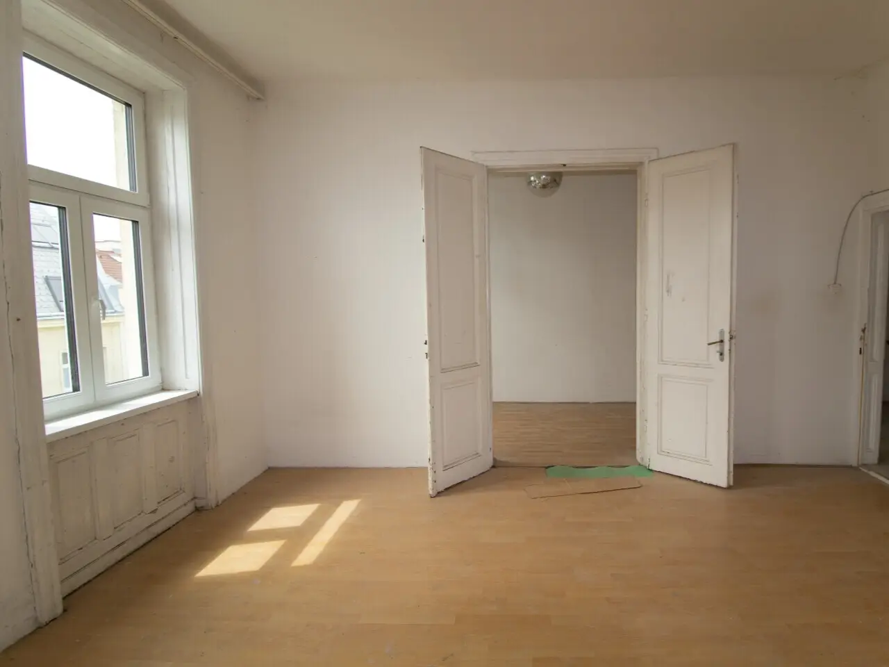 Altbauwohnung im Stuwerviertel mit Gestaltungspotenzial