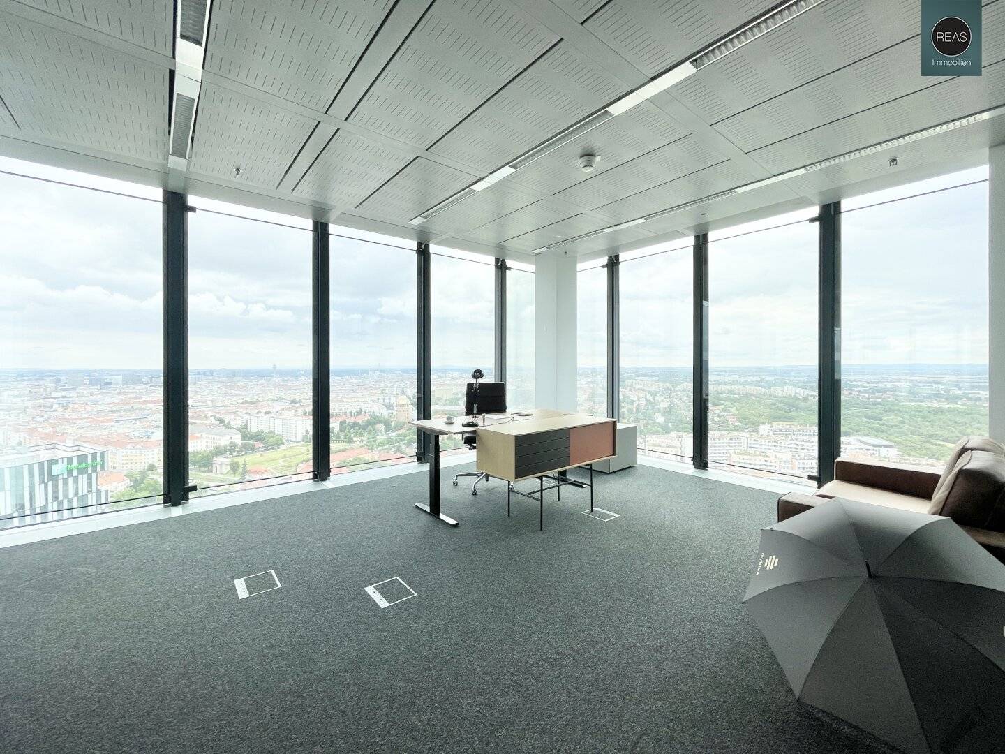 Büro im Hochhaus Wienerberg