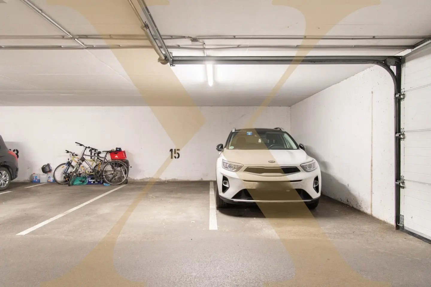 Underground parking space in Linz-Urfahr for sale