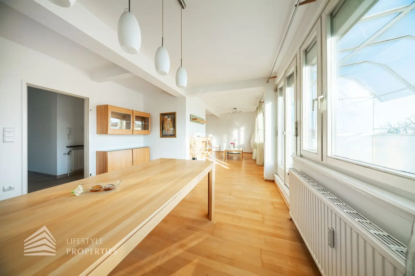Leben über den Dächern Wiens: 110 m²-Terrassenwohnung mit Dachterrasse, Weitblick & Lift bis in die Wohnung