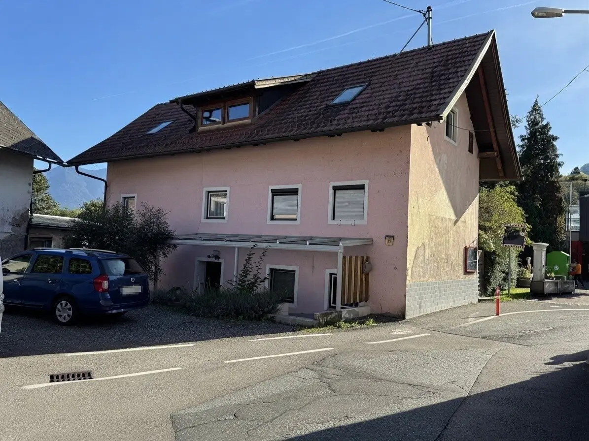 CHARMANTES ALTBAUHAUS MIT POTENZIAL UND SANIERUNGSBEDARF IN BESTER LAGE VON VILLACH