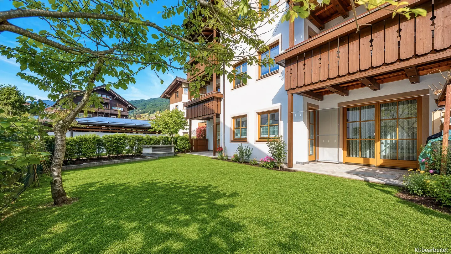 Ground floor apartment with private garden and fireplace in a quiet setting