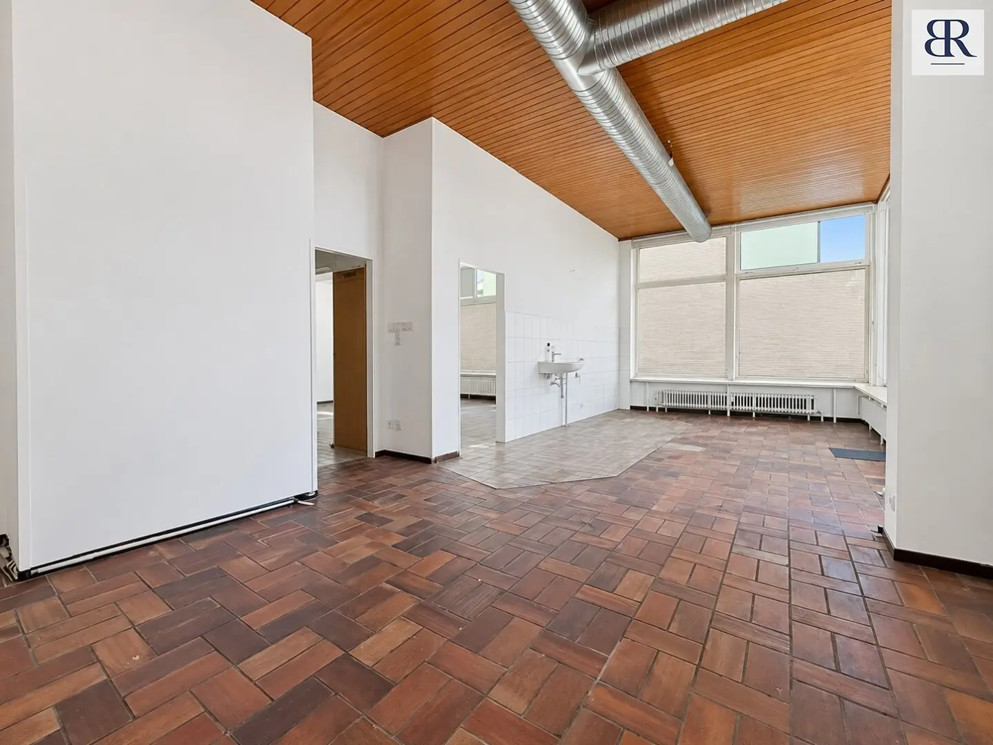 Space for your ideas. Visibility for your business. Your new location in Salzburg.
