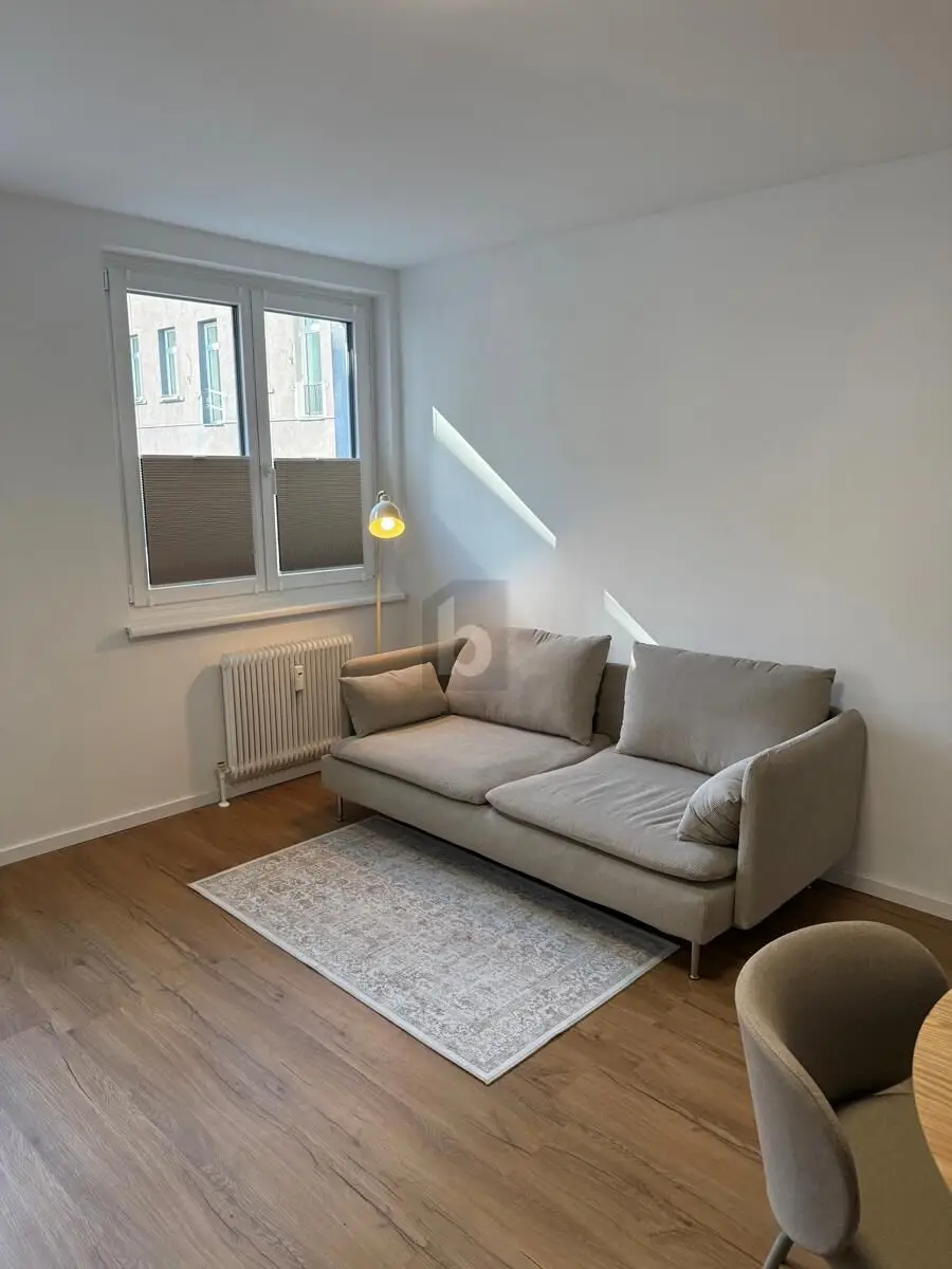 Neuwertige voll möblierte Wohnung ruhig gelegen
