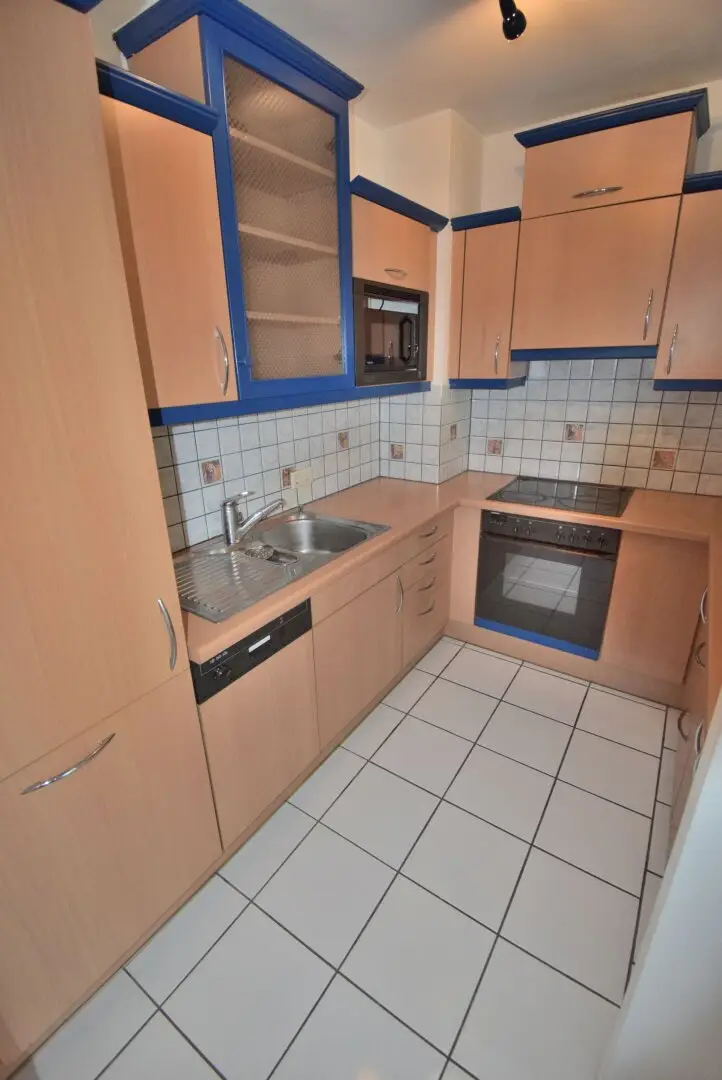Well maintained, partially furnished, central location