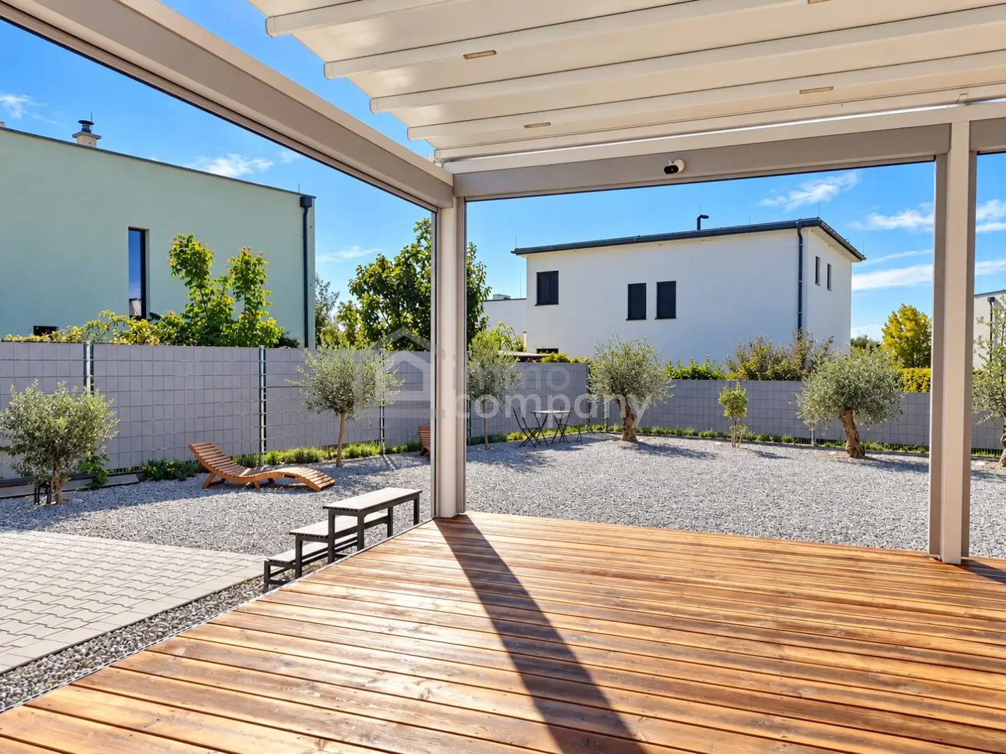 Kleines Paradies am privaten Badesee – modernes Haus mit mediterranem Garten &amp; Traumterrasse