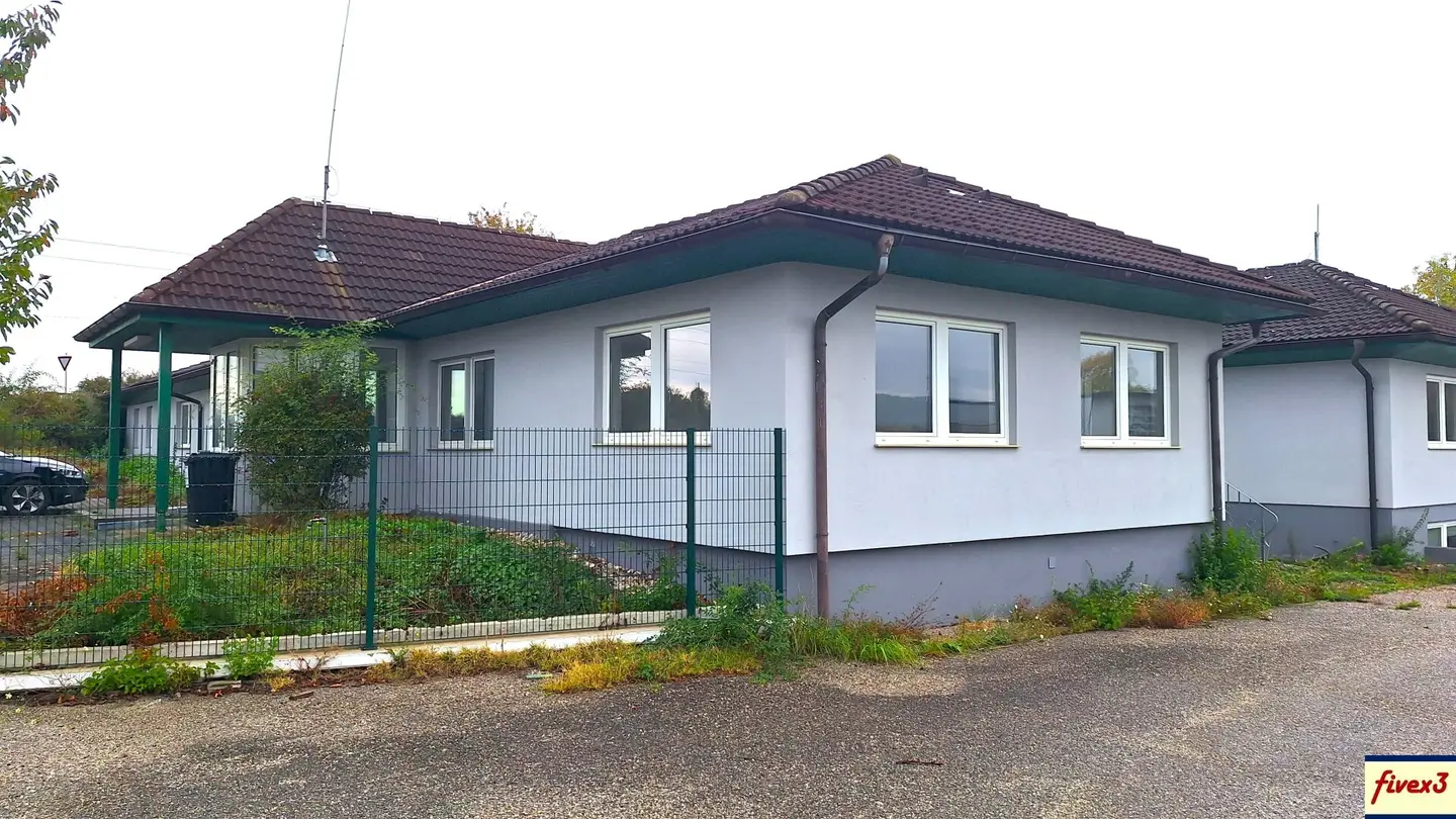 BÜRO / PRAXIS / LOKAL ... in Sitzenberg-Reidling zu mieten. Tulln, Krems, St. Pölten je ca. 20 km