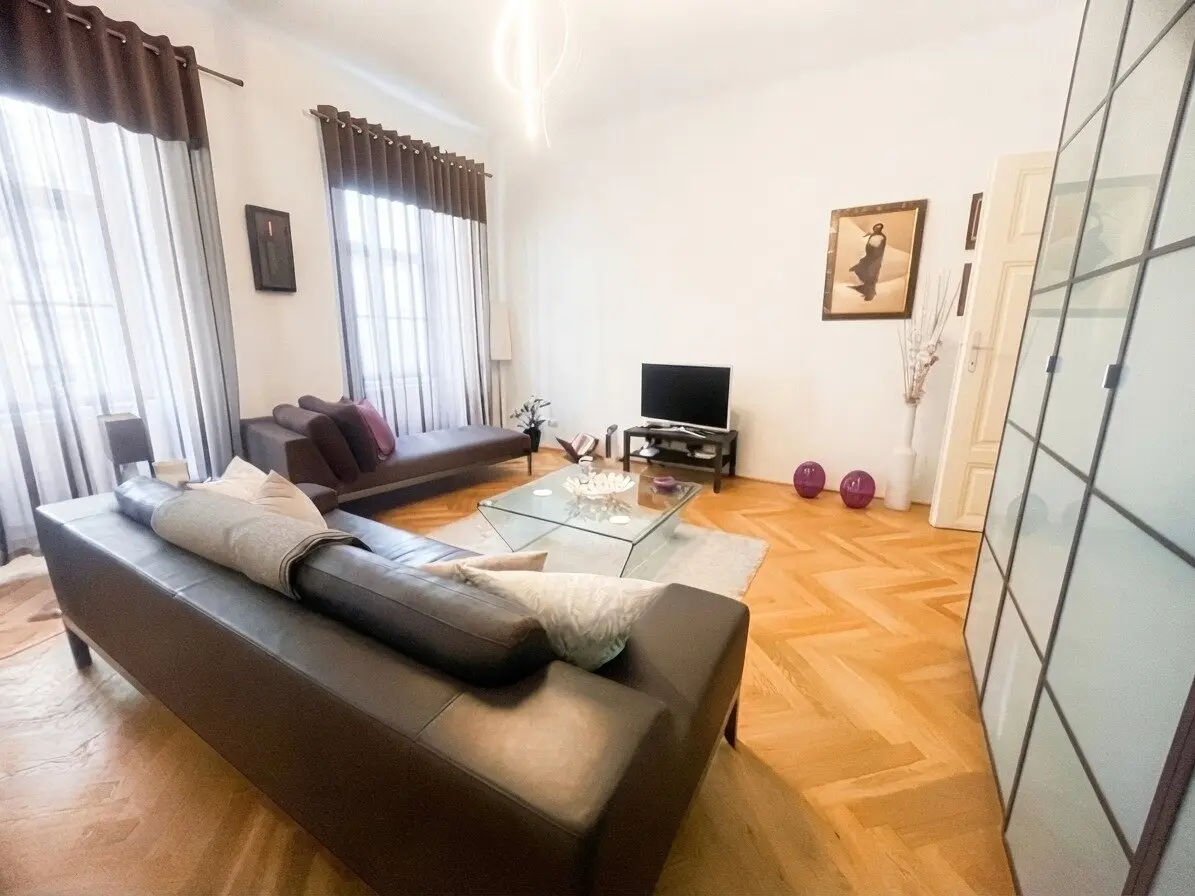 Attraktive Altbauwohnung im Wiener Stadtzentrum