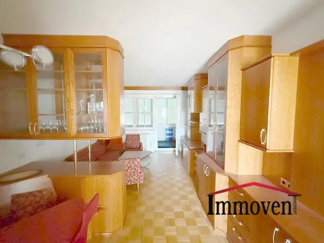 Sehr begehrte Lage in Graz - 2-Zimmerwohnung mit verbauter Loggia und Tiefgaragenplatz!