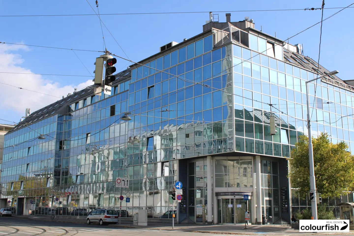 Modern office spaces for rent near Hetzendorf