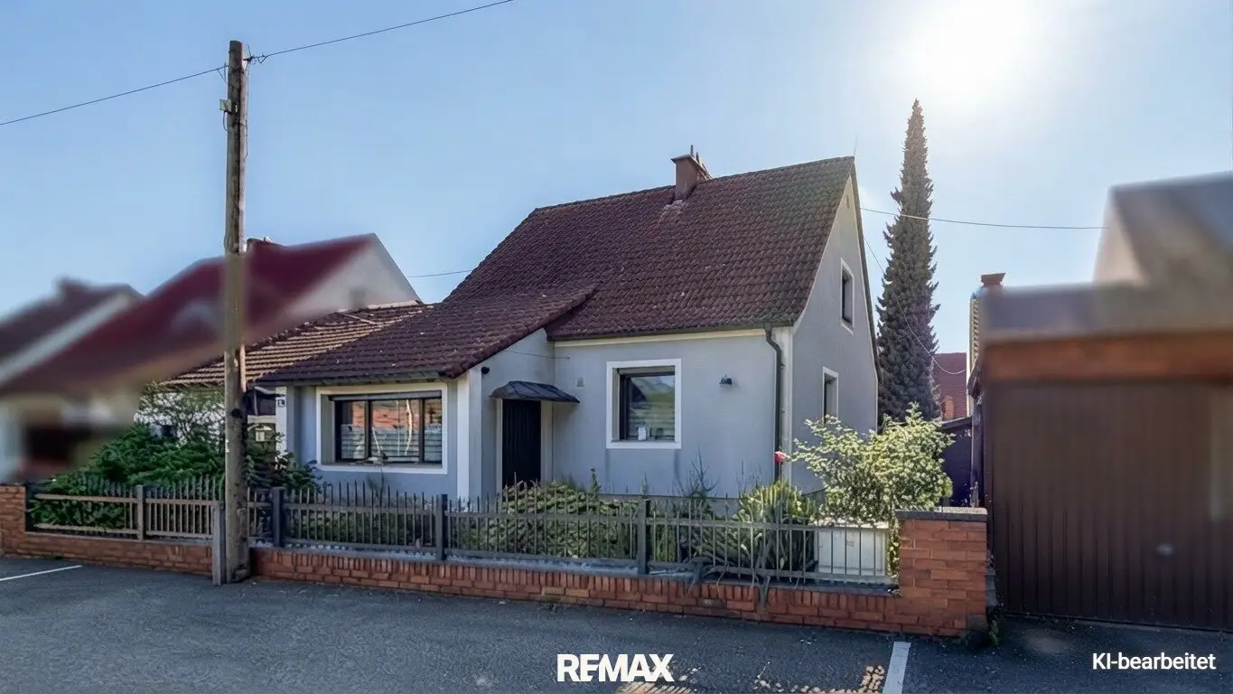 Einfamilienhaus mit Pool, Biotop und viel Platz in beliebter Lage von Rehberg
