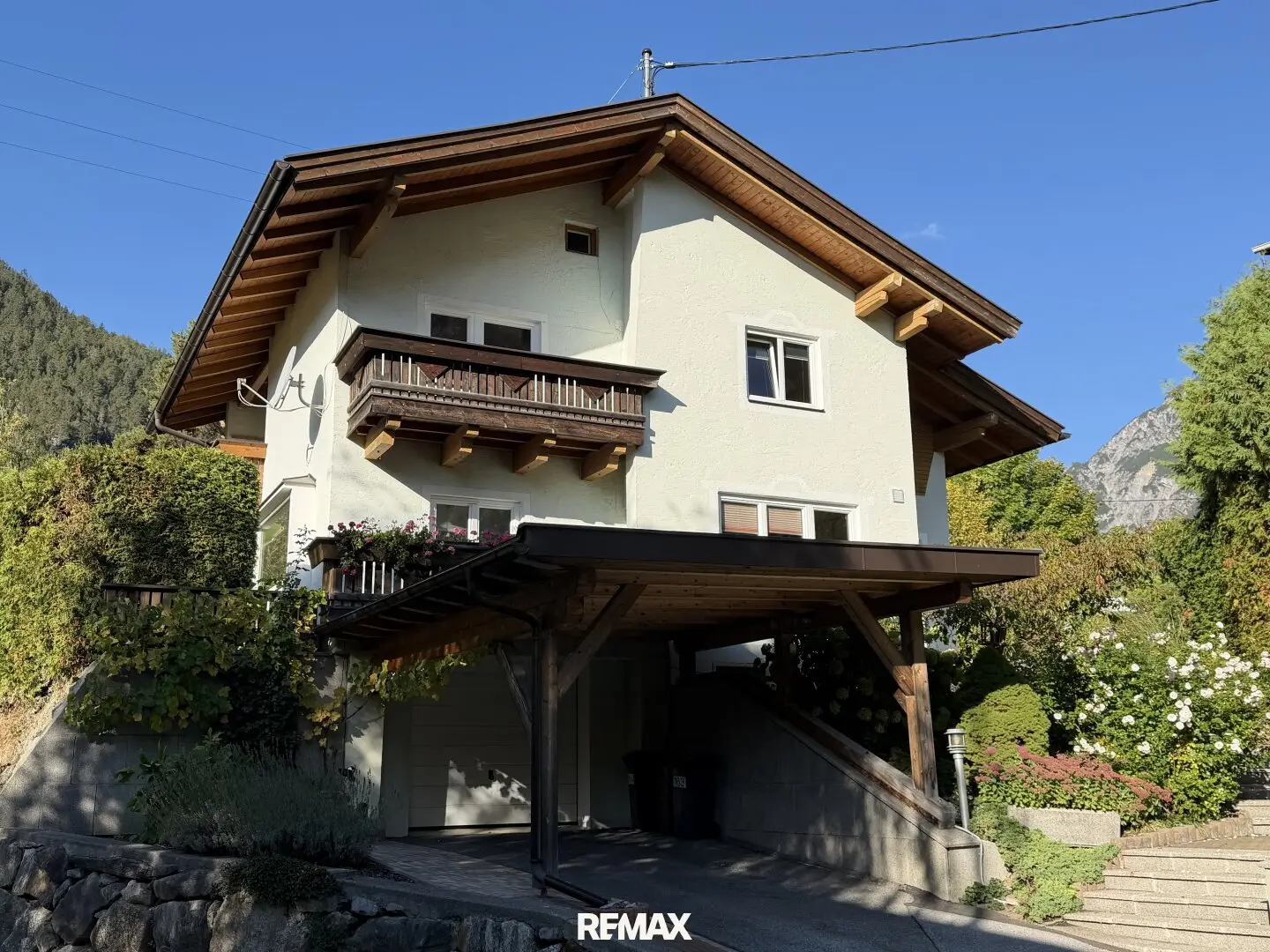 Ein schönes Zuhause mit vielen Möglichkeiten!