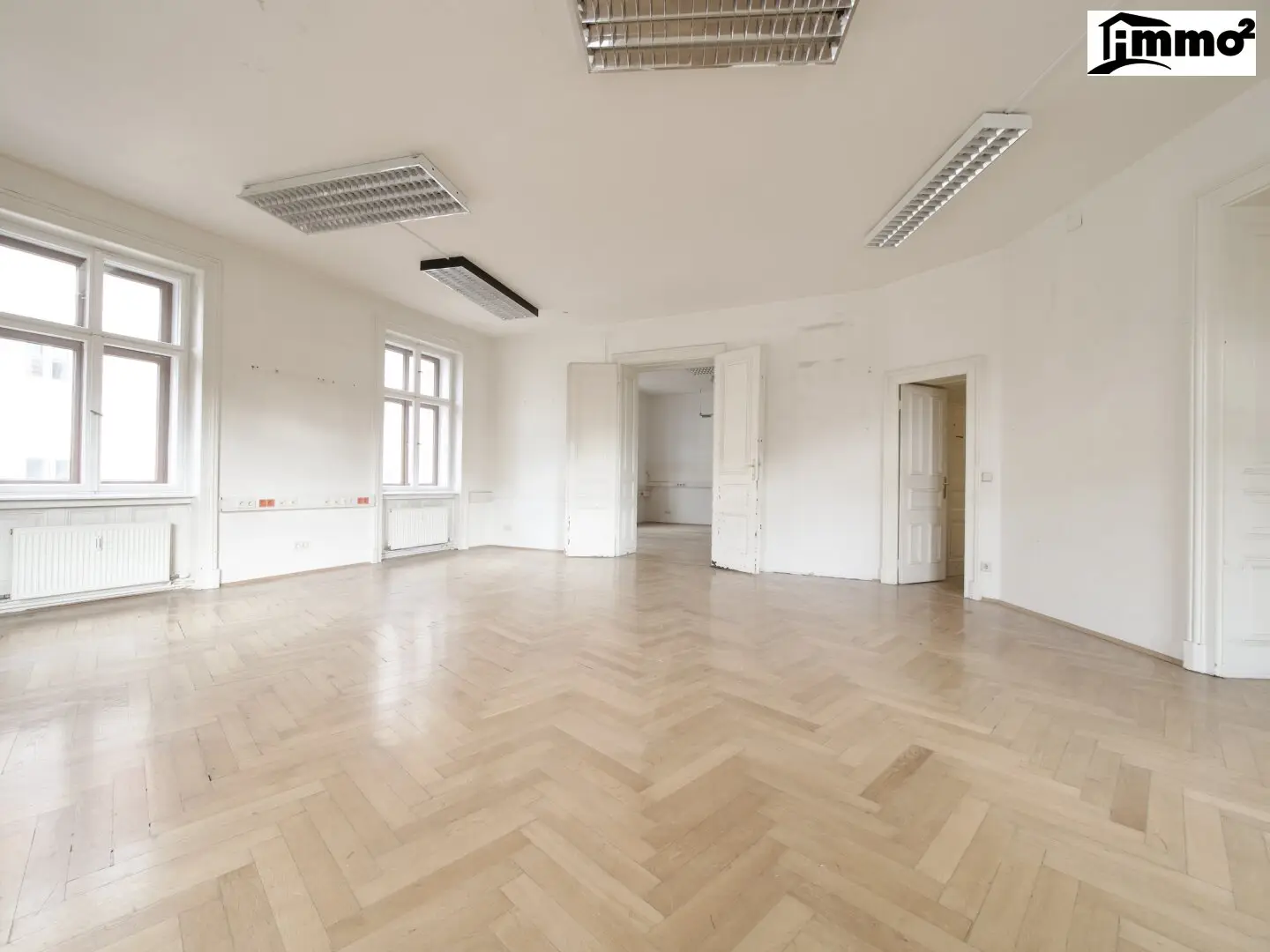 Exklusive Büro- oder Ordinationsfläche im klassischen Altbaustil in der Klagenfurter Fußgängerzone zu mieten!