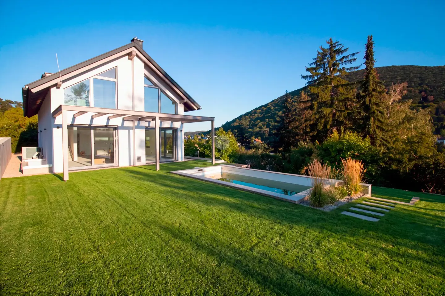 First occupancy dream house in Hinterbrühl ready for final finishes with customization options
