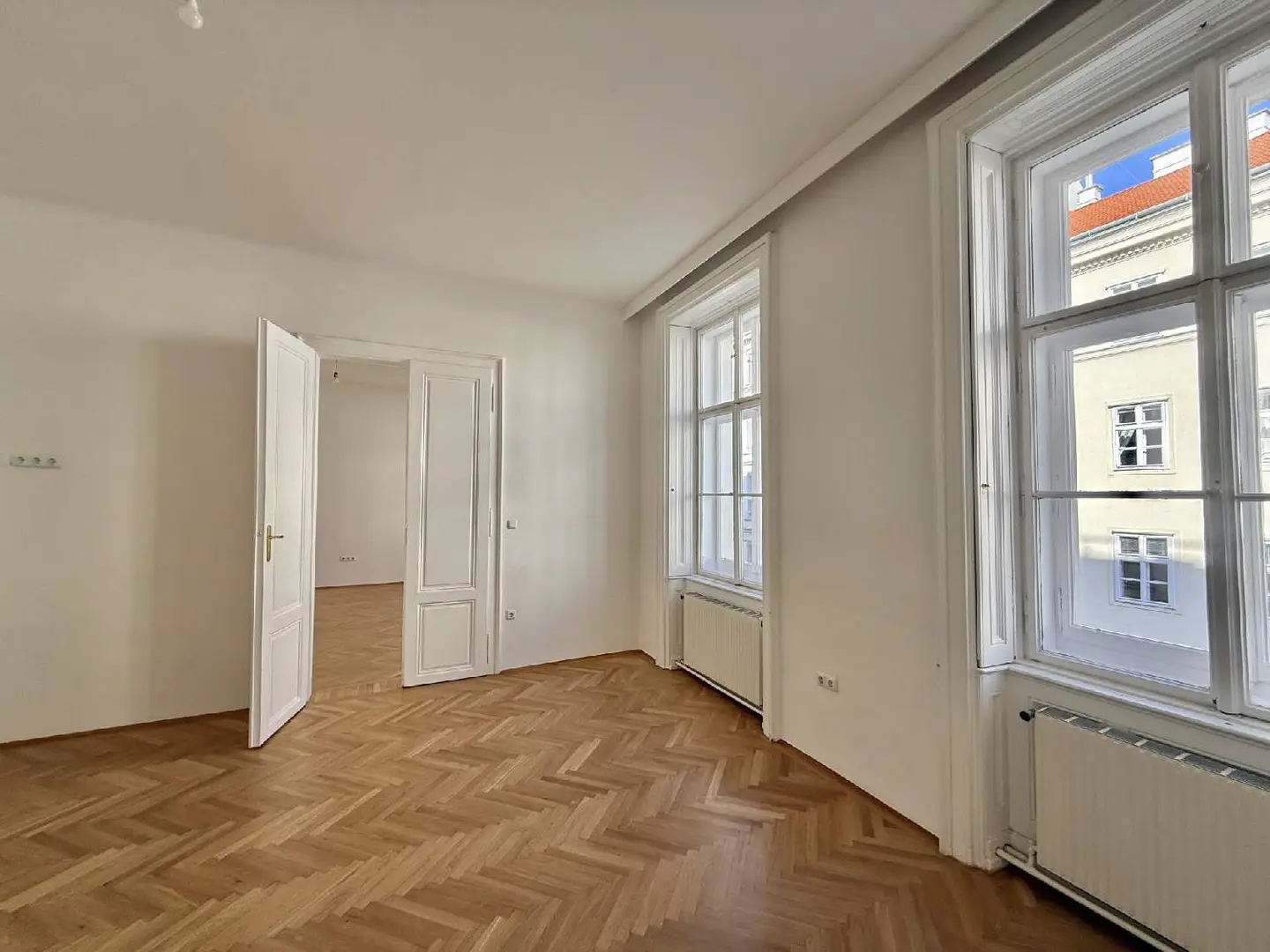 Altbauwohnung neben Musikverein und Staatsoper