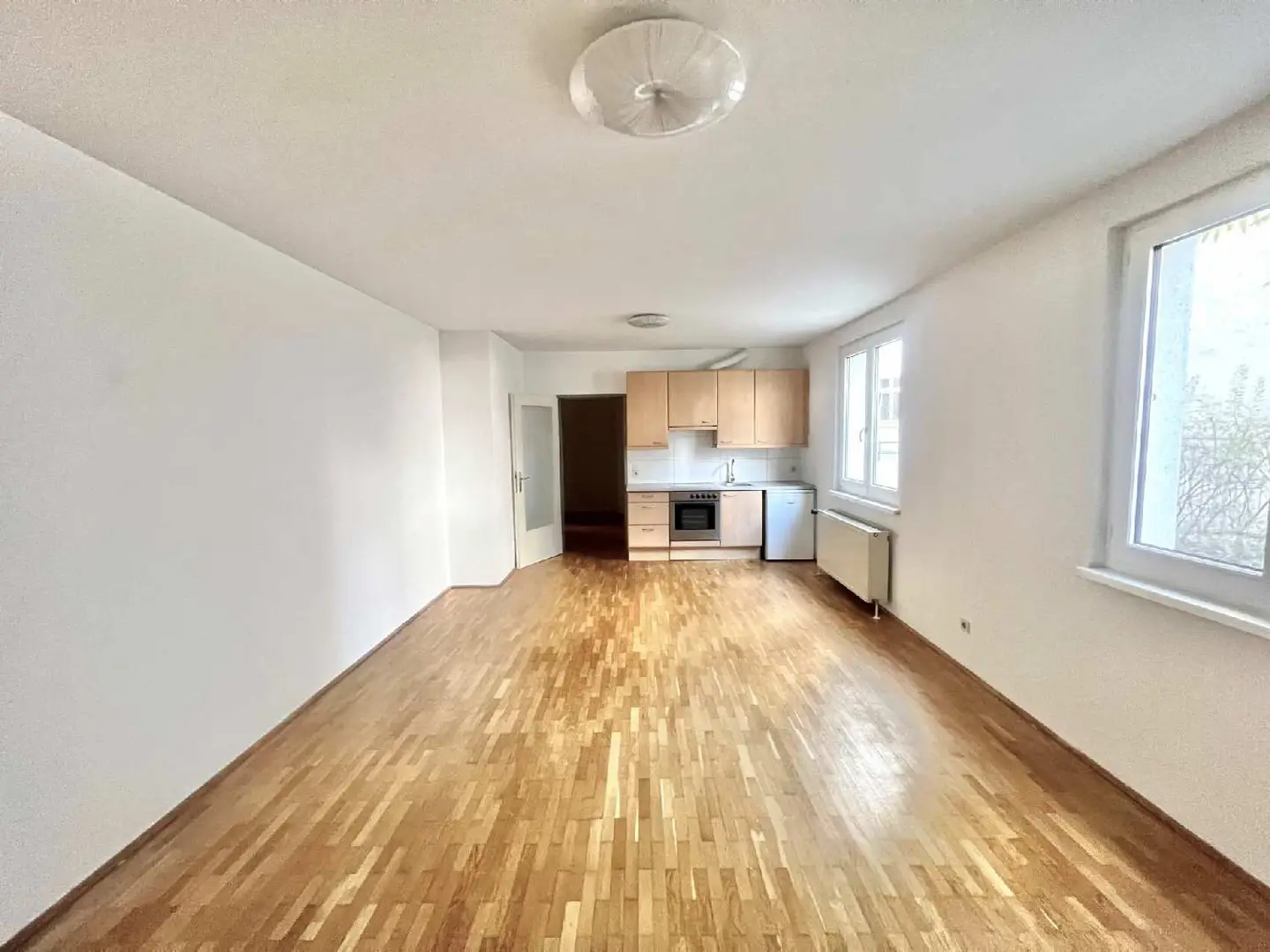 Ruhige Garçonnière im Freihausviertel mit Tiefgarage