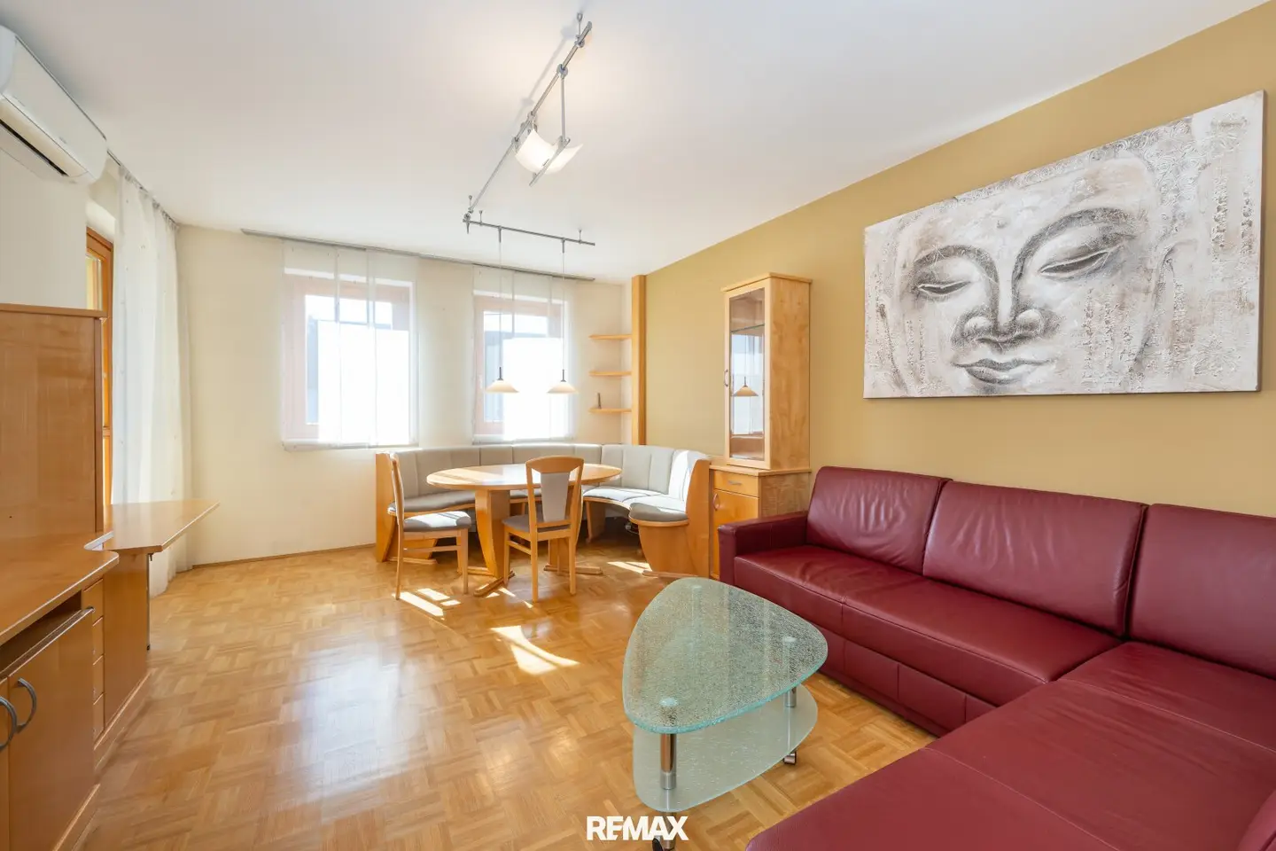 Wohnen in ruhiger Lage – 3 Zimmer-Wohnung mit Loggia und TG-Parkplatz in Graz-St.Peter