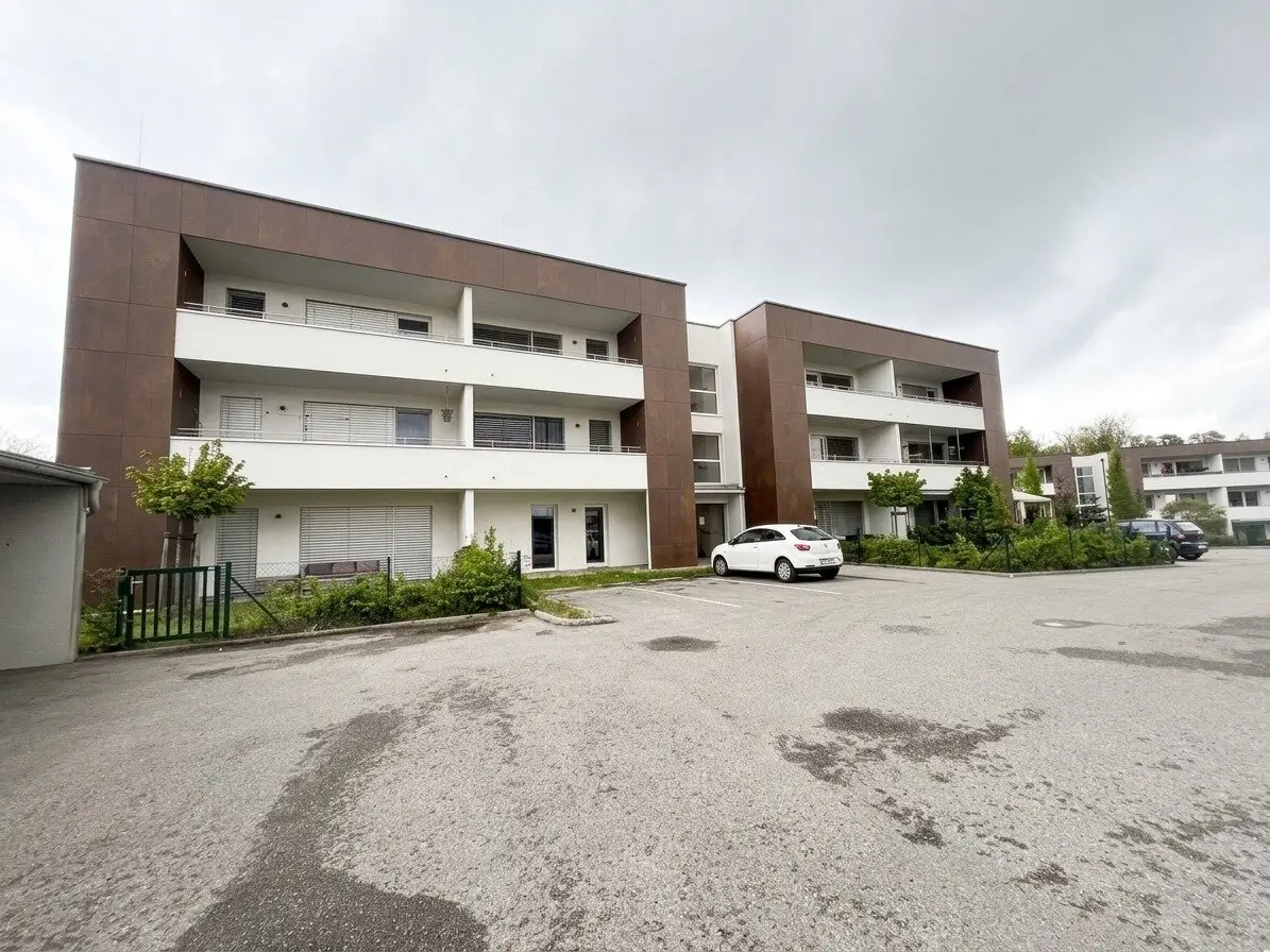 Dream rental apartment in Lambach with loggia and parking space