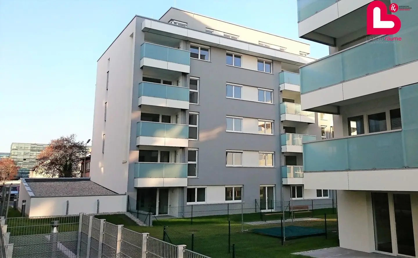 Like-new family apartment