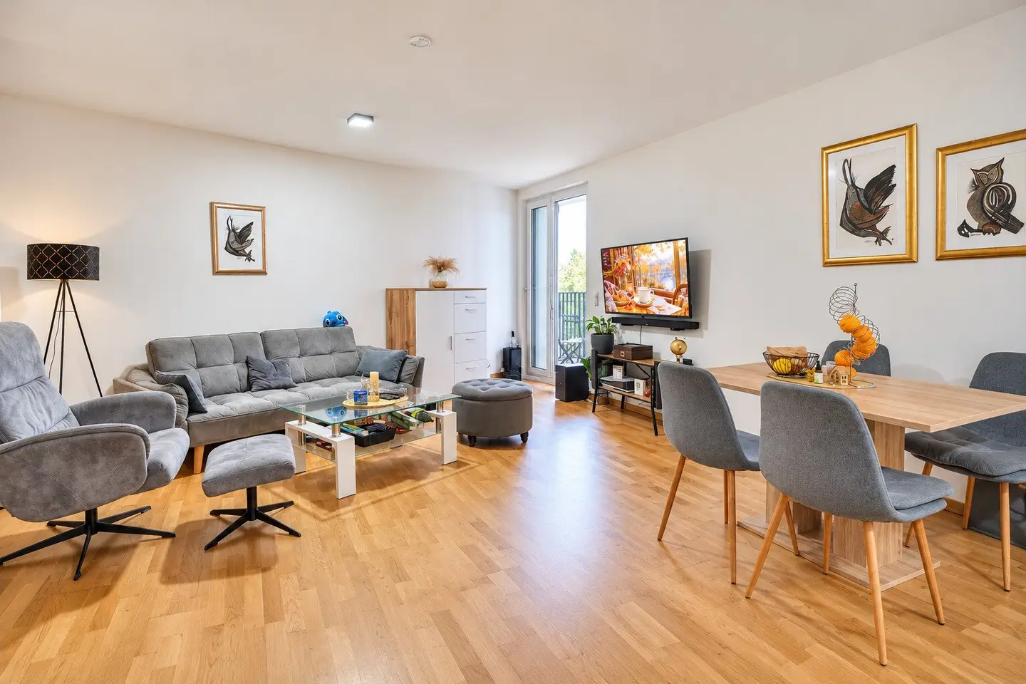 Moderne Zwei-Zimmer-Wohnung mit Balkon inkl. Heizung &amp; Tiefgarage