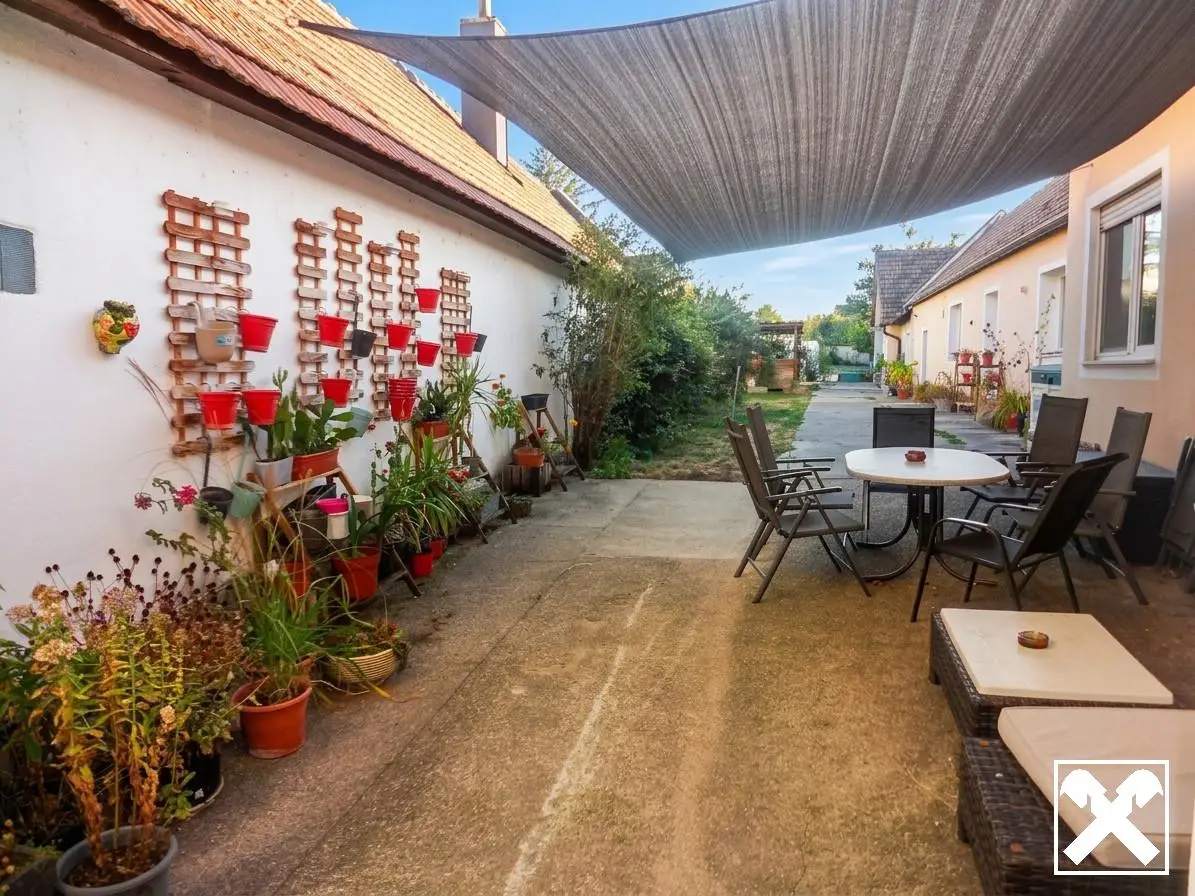 Terrasse ( Sonnenschein mit KI Unterstützung)