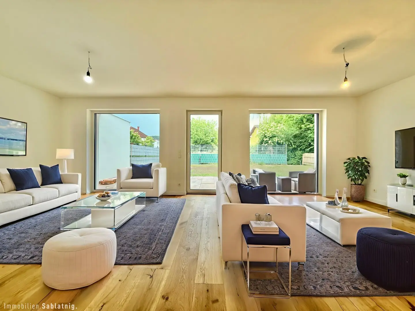 IHR SCHLÜSSELFERTIGES TRAUMHAUS IN IDYLLISCHER LAGE! Modern, komfortabel und naturnah!