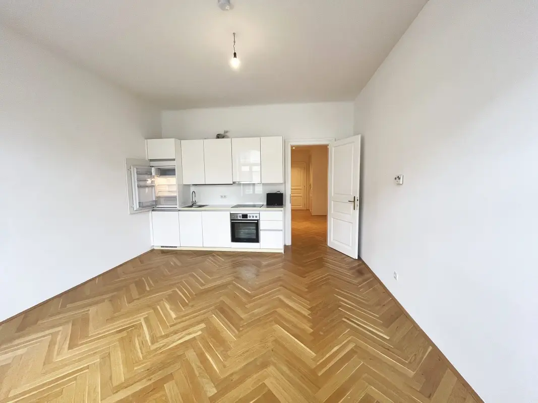 Modern ausgestattete Altbauwohnung nahe U3 Schweglerstraße
