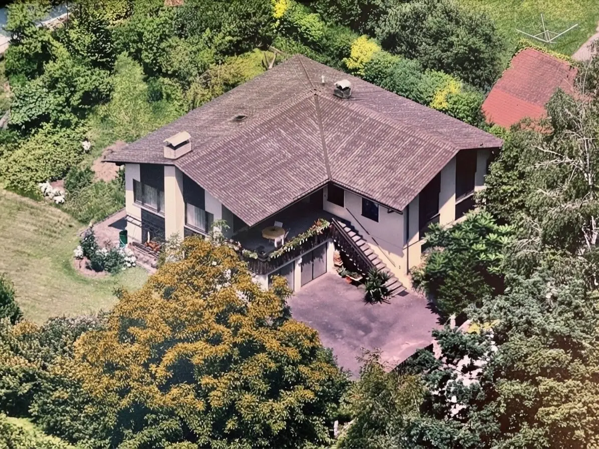 Charmantes Haus mit traumhaftem Garten!